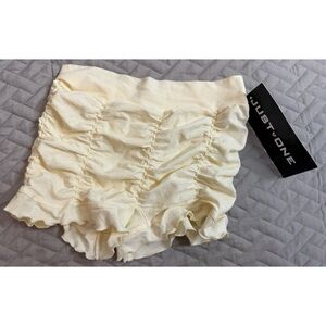 Cream Women's Ruffled Shorts